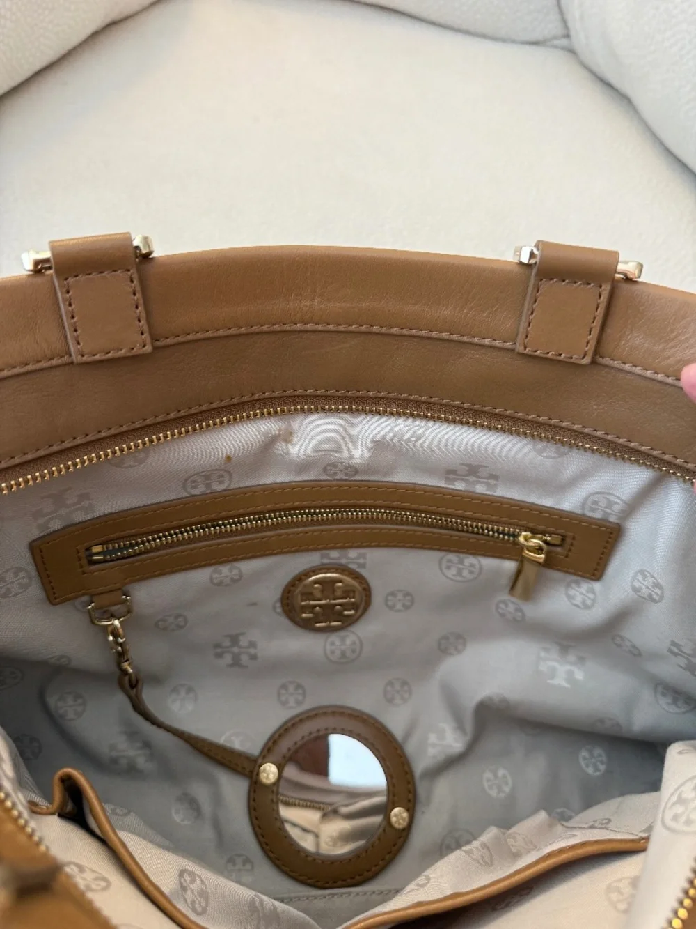 Tory Burch Amanda Leather Zip-Top Tote Bag - Pristine!